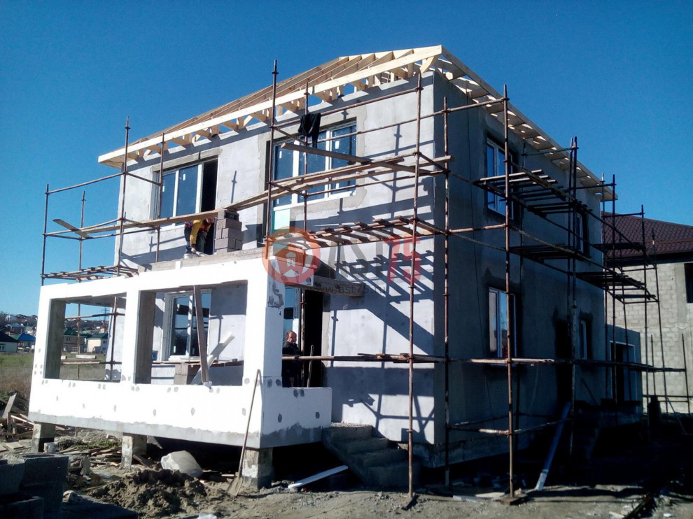 10 x 12 c гаражом площадью 238 м2