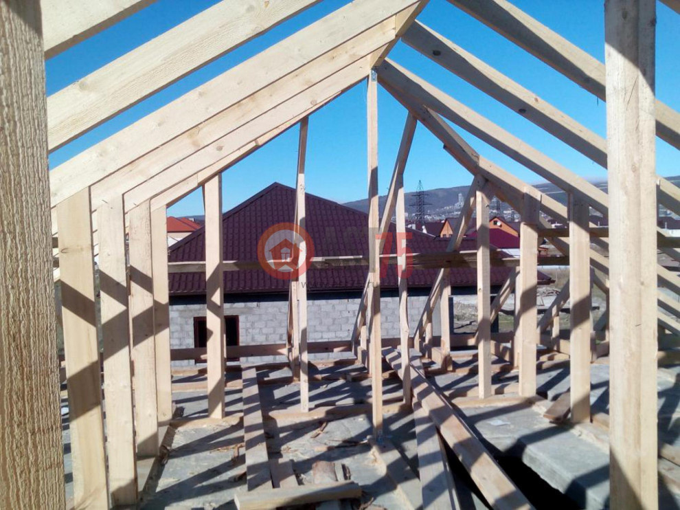 10 x 12 c гаражом площадью 238 м2