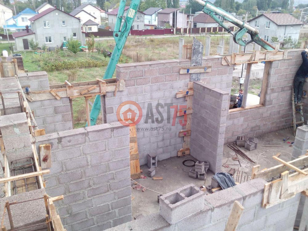 10 x 12 c гаражом площадью 238 м2