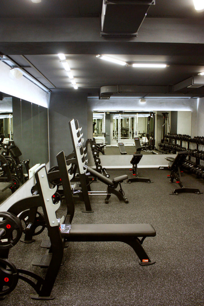 Фитнес-клуб