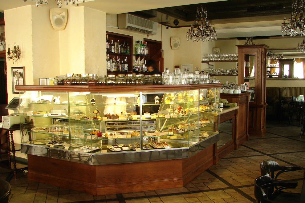 Мебель в Булошную