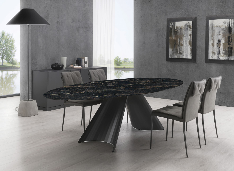 Tuile: легкость и основательность