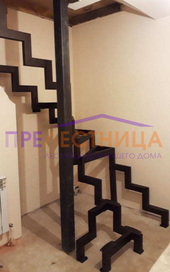 Каркас лестницы на второй этаж