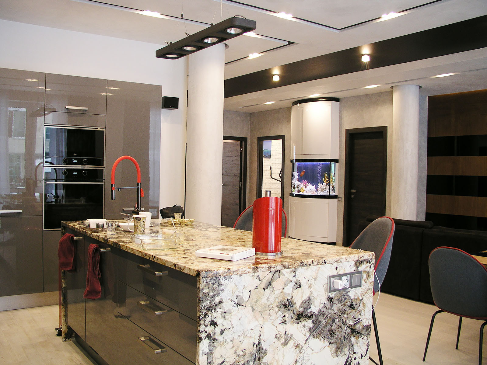 Квартира в Озерках. С-Пб. 200 кв.м. Современный стиль.