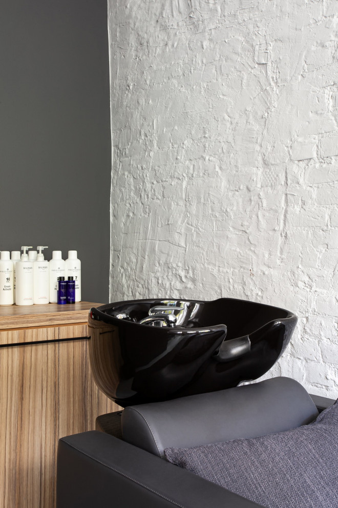 Центр здоровья и красоты "Polyclinique"