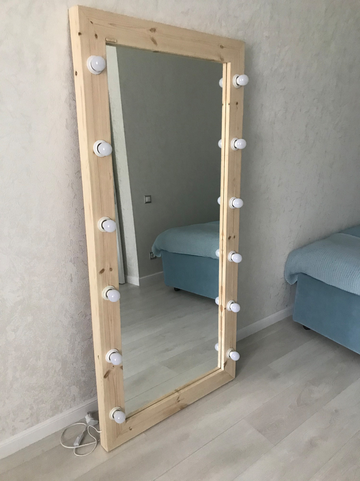Гримерное зеркало