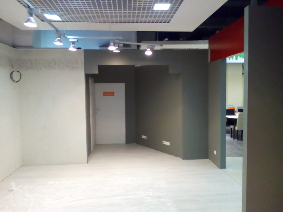 Окрашены стены