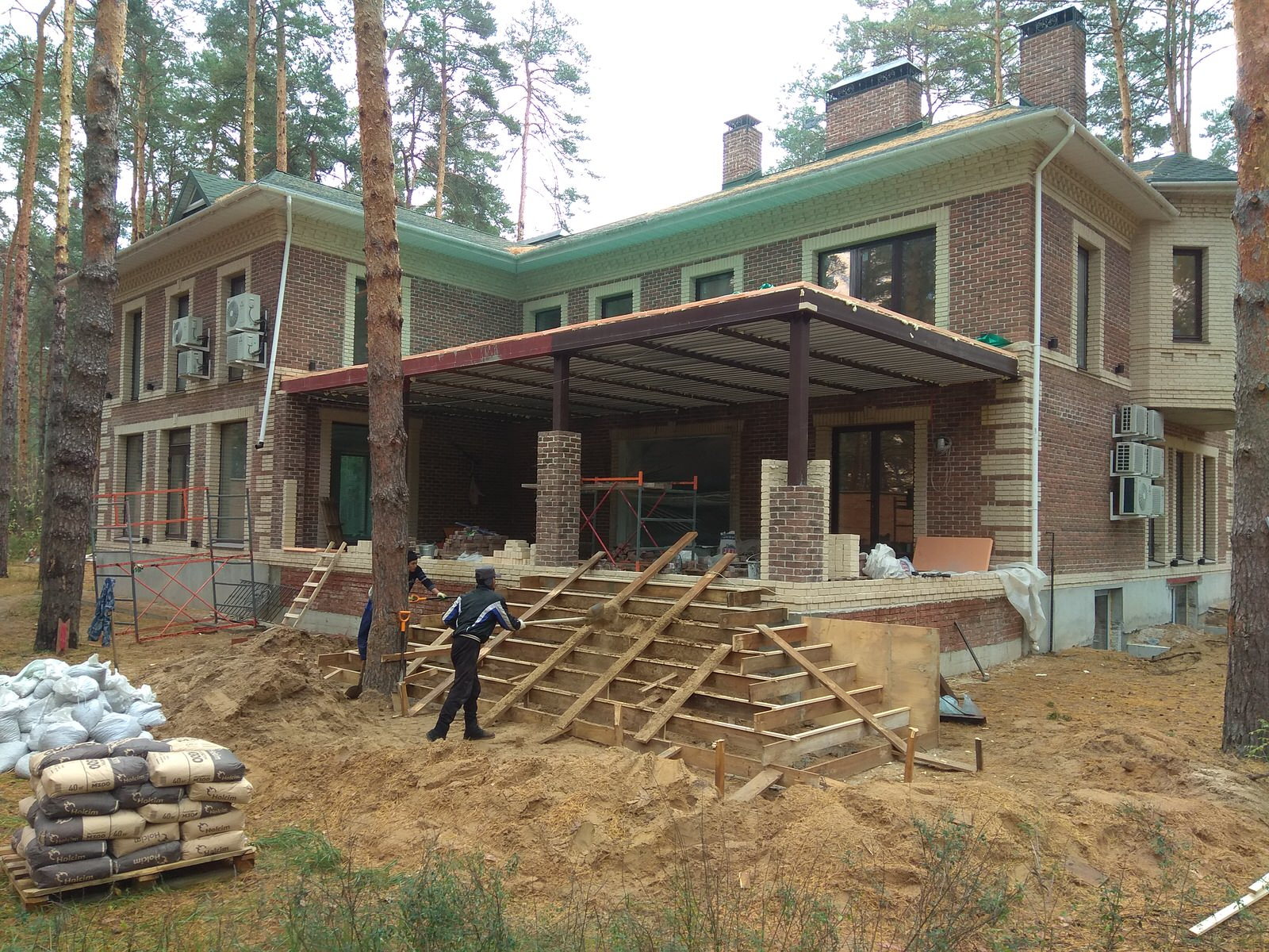 Кладка колон веранды