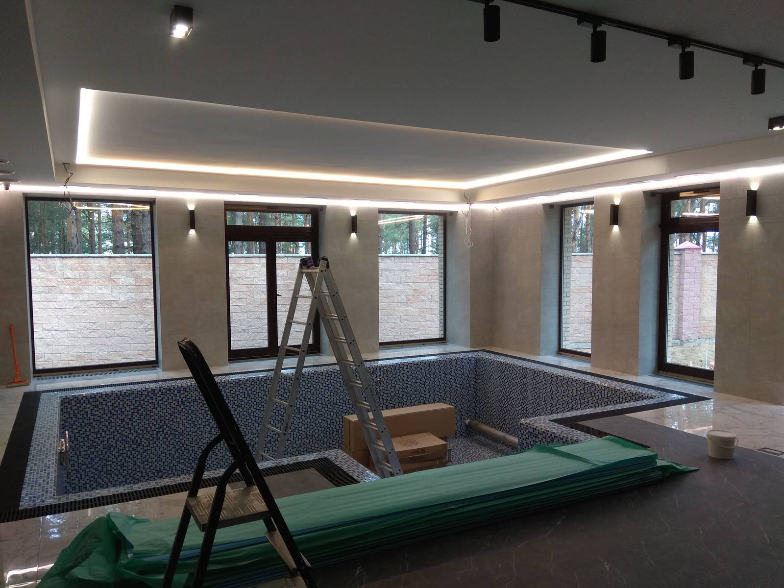 Отделка бассейна