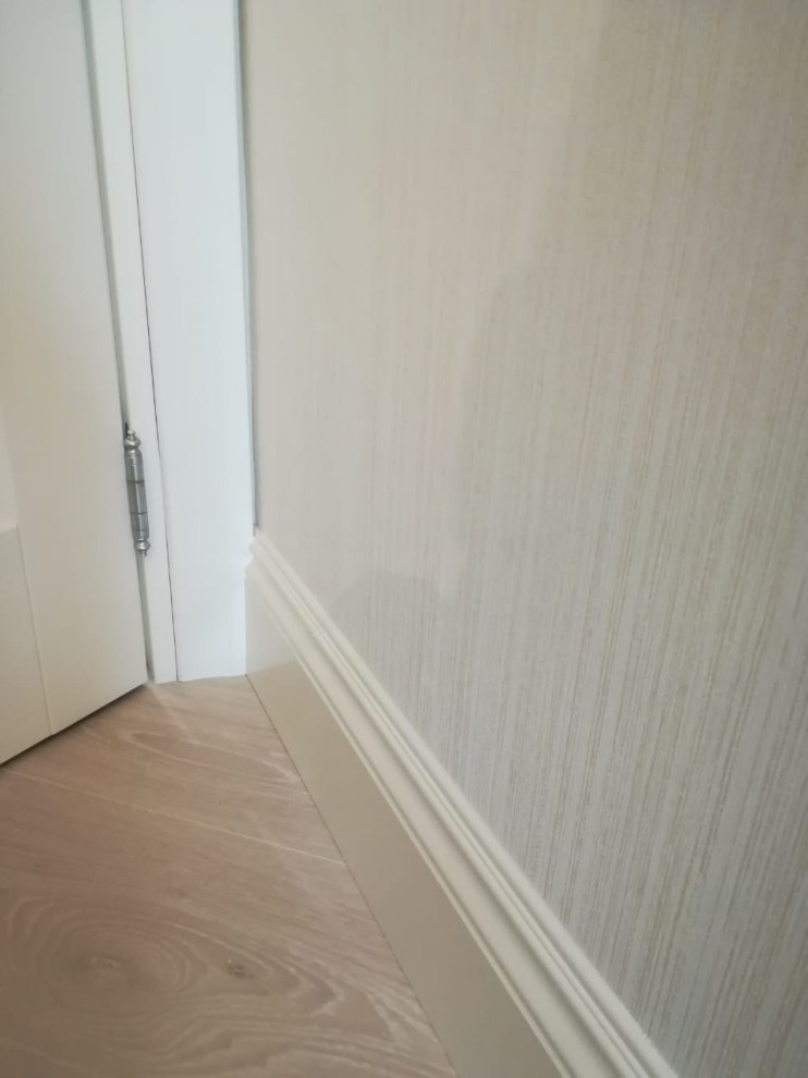 Обложка проекта: Дизайнерский плинтус в интерьере г.Реутов.