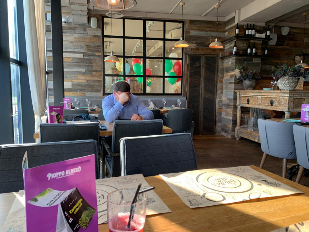 Loft перегородки в ресторане Pioppo Albero