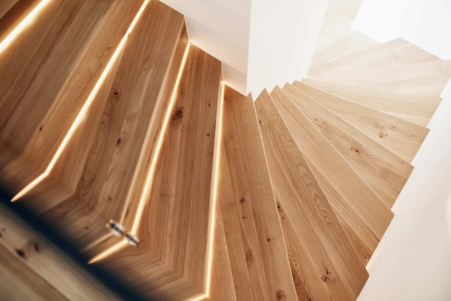 Лестница из натурального дуба