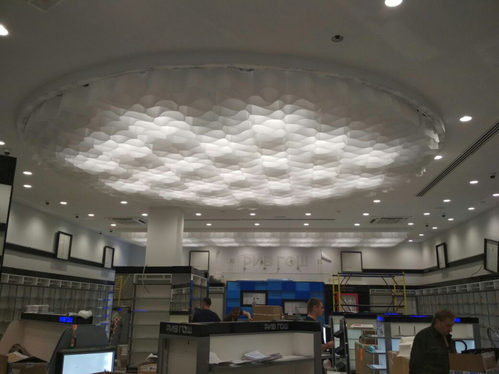 Круглые потолки Honeycomb® ceiling в Рив Гош ТРЦ Бутово Молл, г. Москва