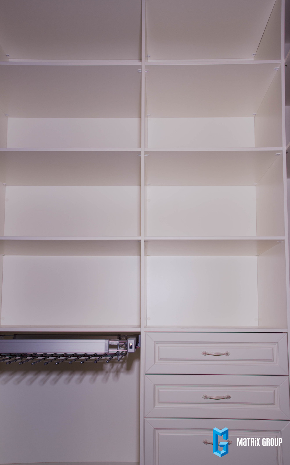 Шкафы и гардеробная в дом на Проспекте Мира