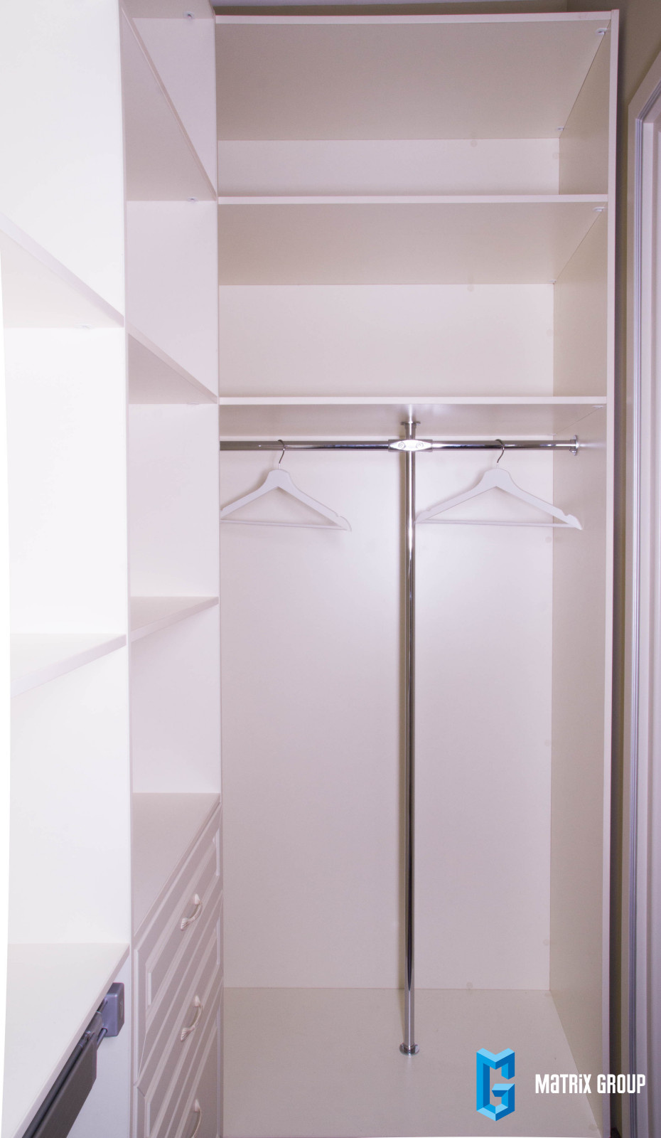 Шкафы и гардеробная в дом на Проспекте Мира