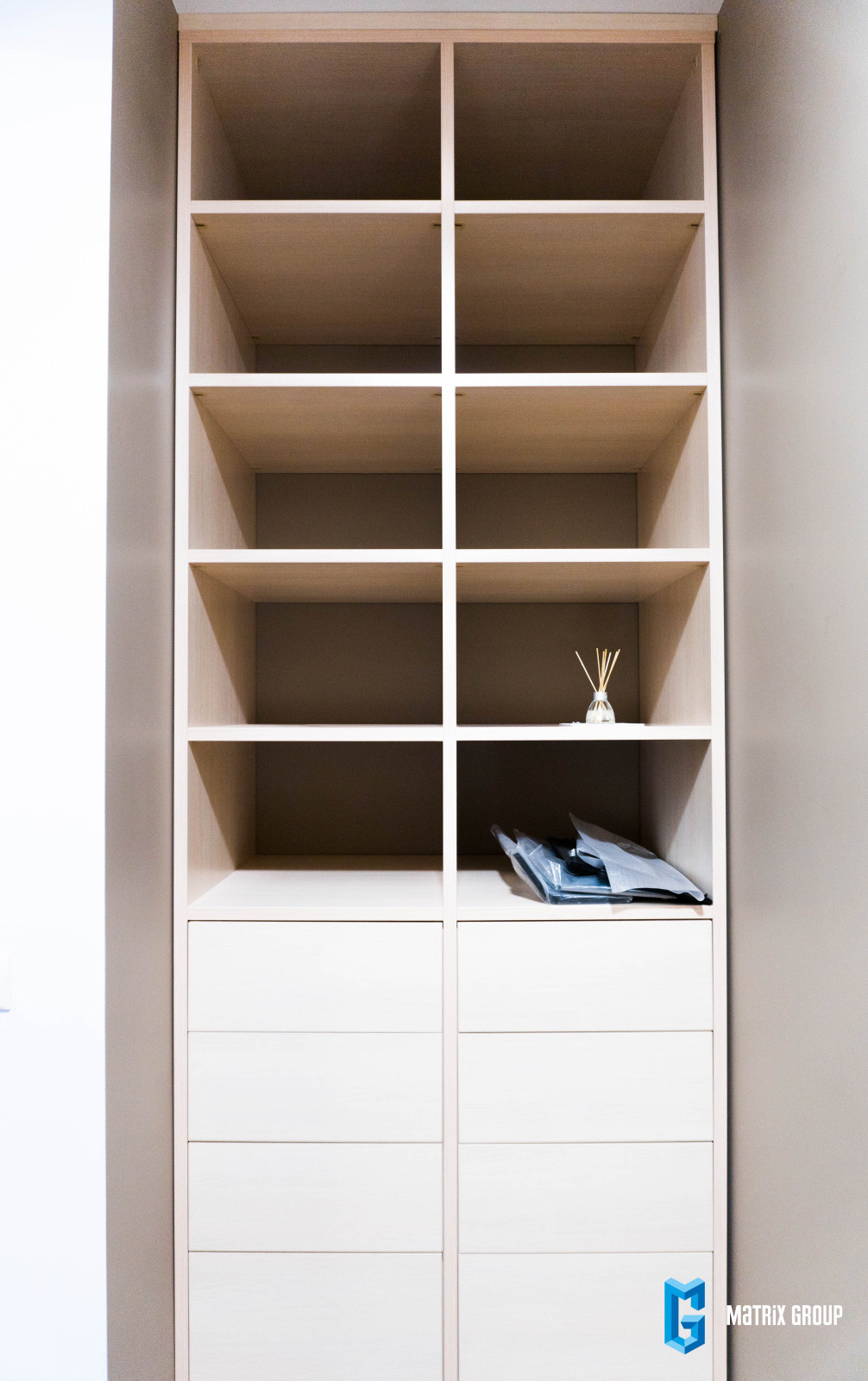 Корпусная мебель для всех жилых зон в ЖК Мономах