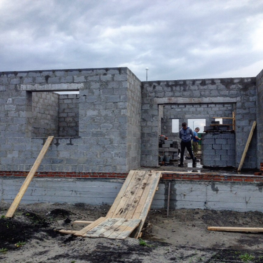 Одноэтажный жилой дом на три спальни