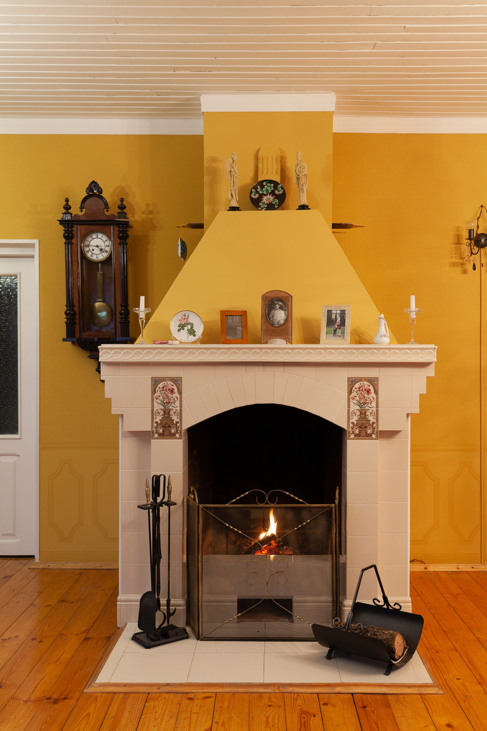 В гостях: У юного ценителя антиквариата — теперь и на даче