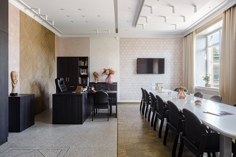 Кабинет директора и приемная в Институте Катализа СоРАН в Академгородке