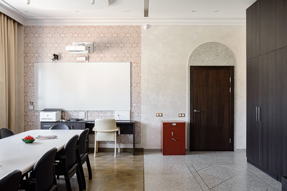 Кабинет директора и приемная в Институте Катализа СоРАН в Академгородке