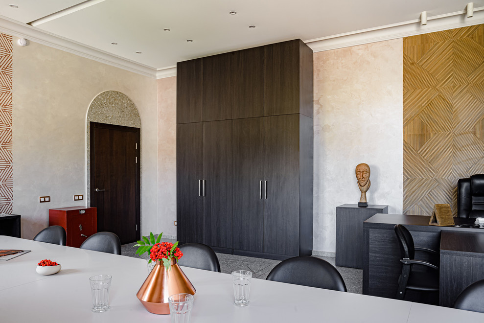 Кабинет директора и приемная в Институте Катализа СоРАН в Академгородке