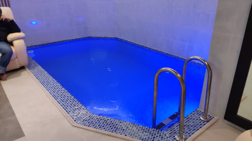 Бассейн "до" и "после"