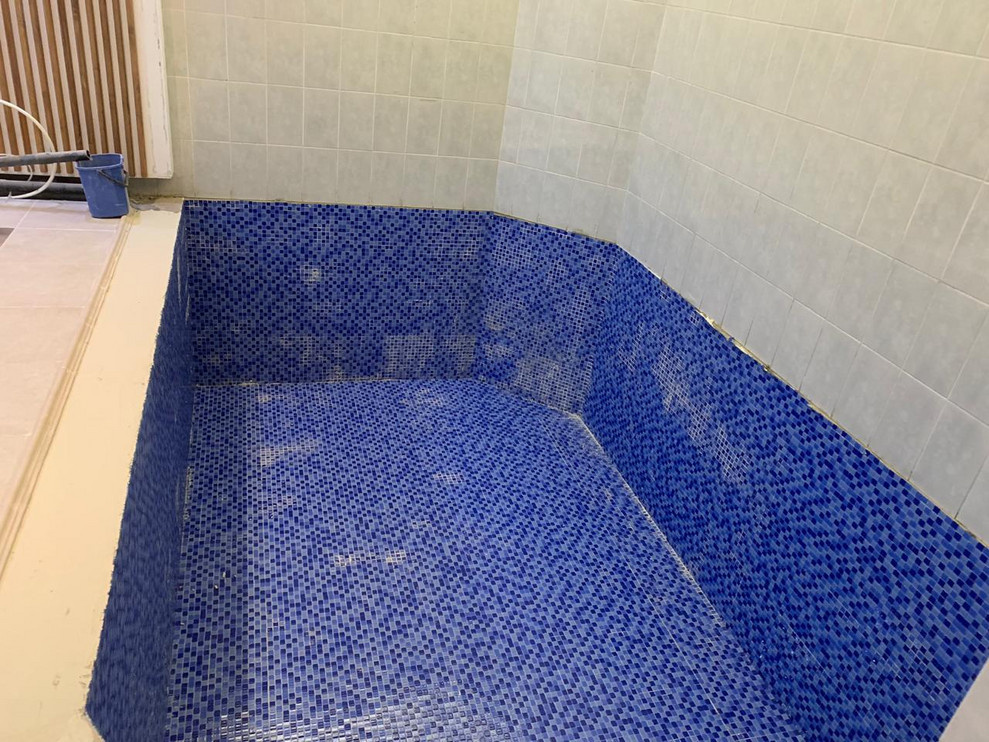 Бассейн "до" и "после"