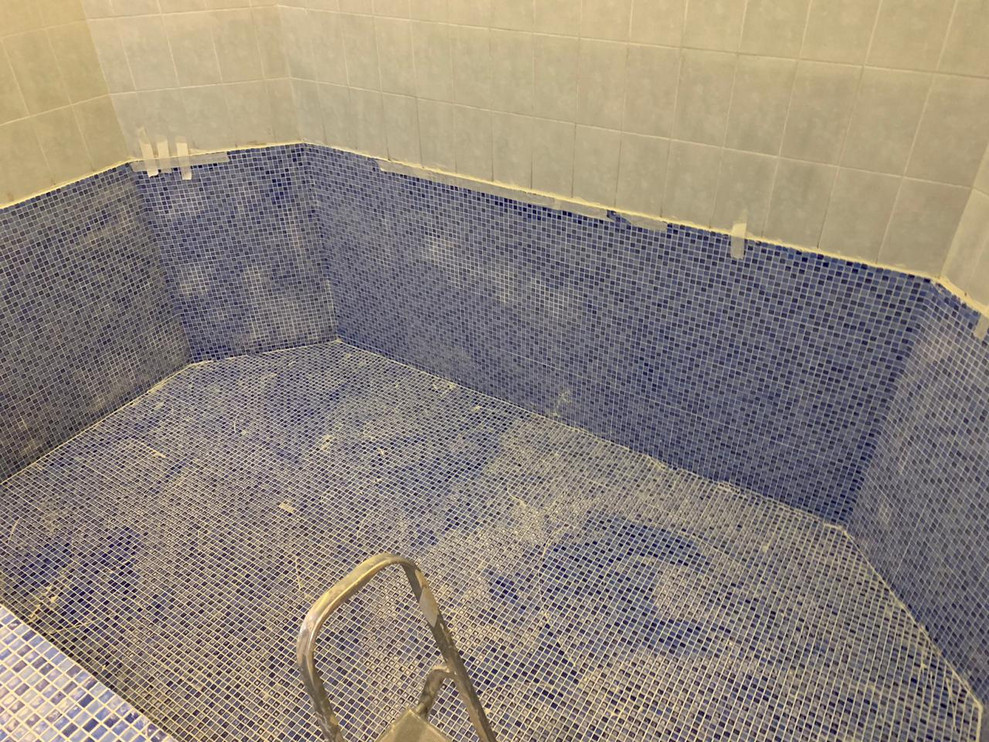 Бассейн "до" и "после"