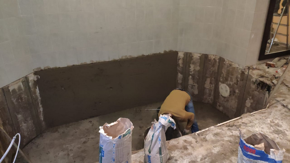 Бассейн "до" и "после"