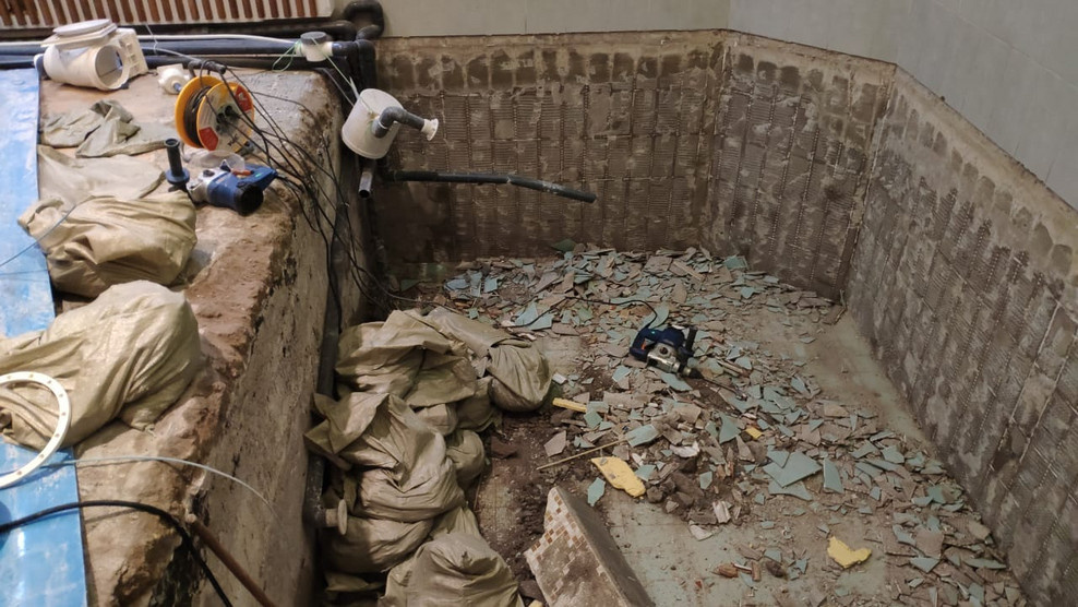 Бассейн "до" и "после"