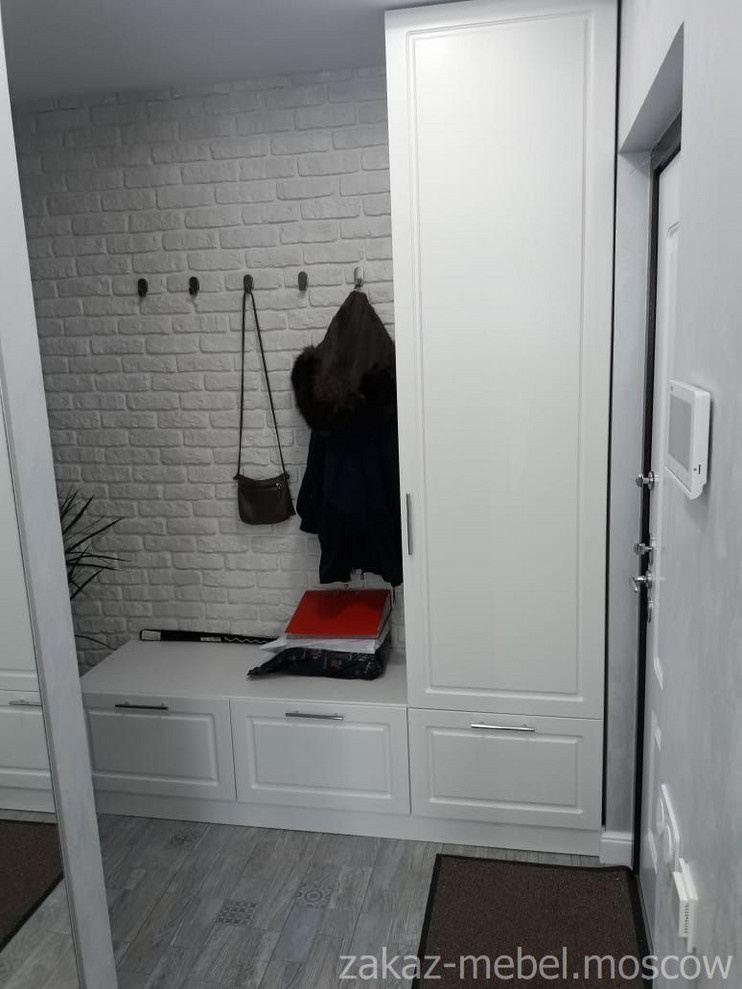 Шкафы, гардеробные, прихожие и т.д.