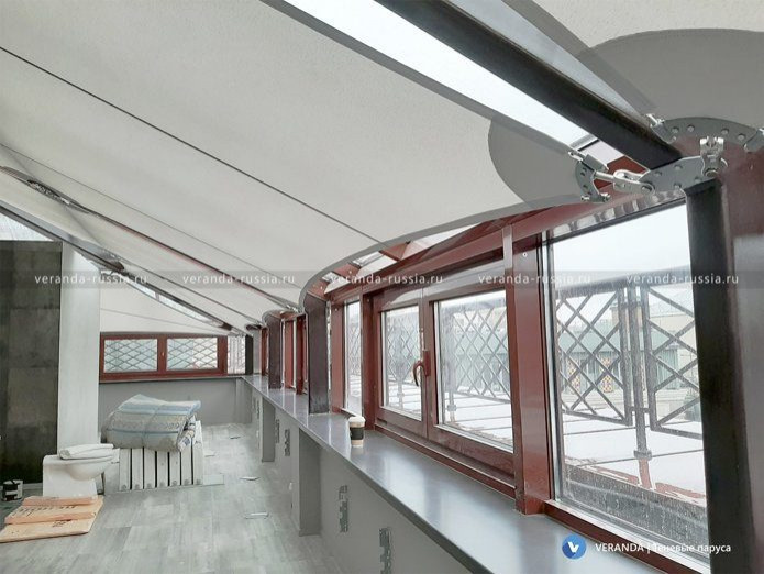 Солнцезащитная система для зимнего сада в Москве