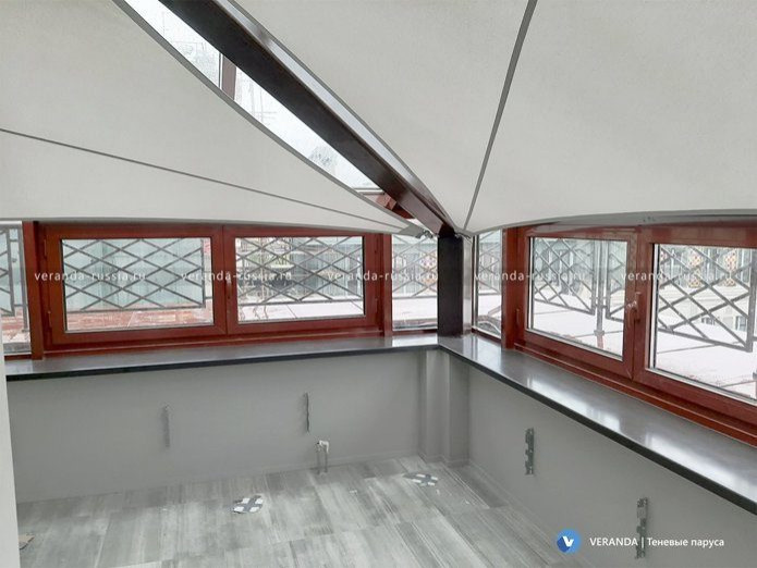 Солнцезащитная система для зимнего сада в Москве
