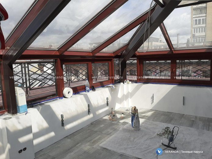 Солнцезащитная система для зимнего сада в Москве