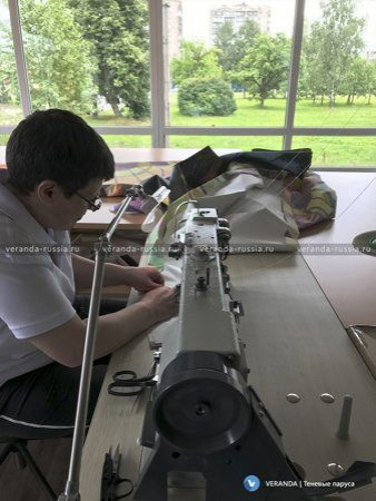 Дизайн потолка: необычная декоративная конструкция из натяжных парусов