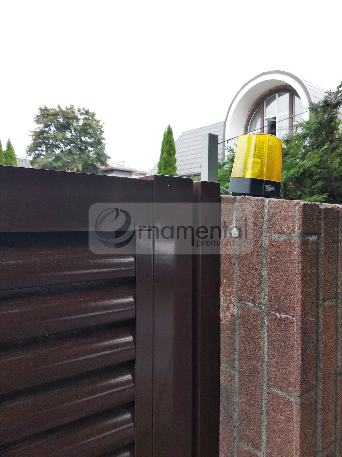 Ограждения по улице Каштановая аллея