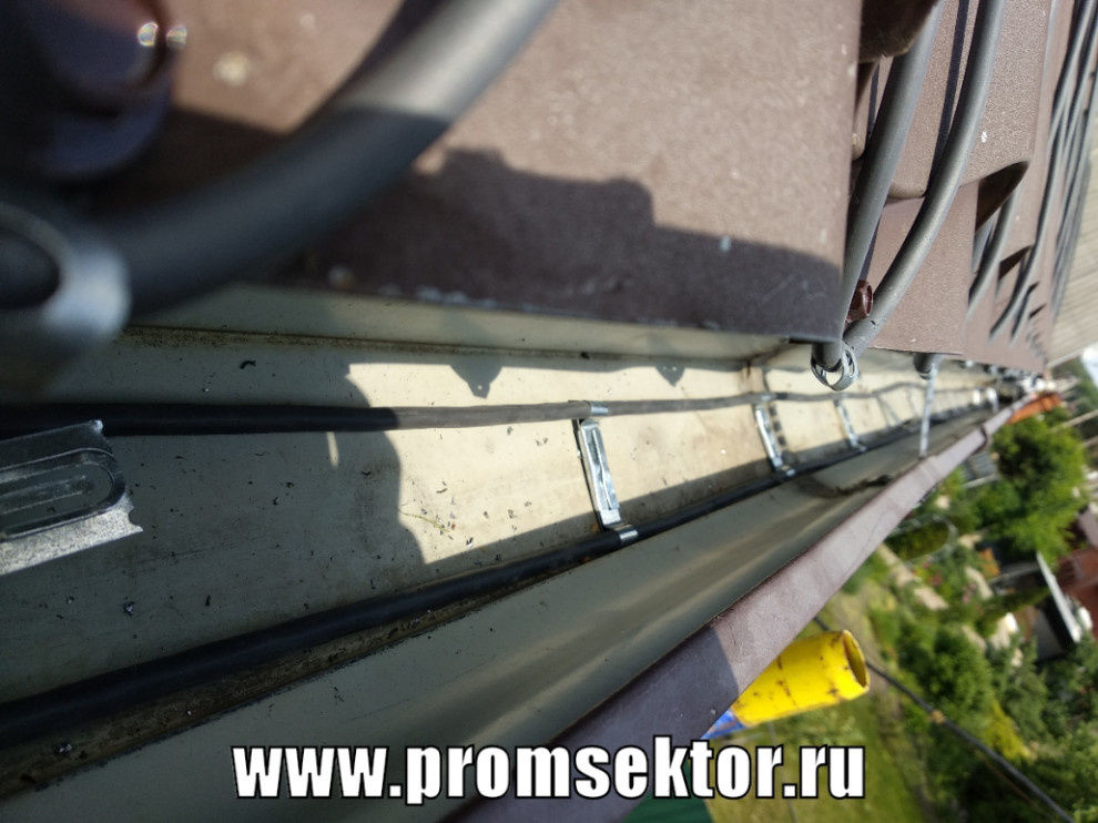 Антиобледенение кровли и водостоков