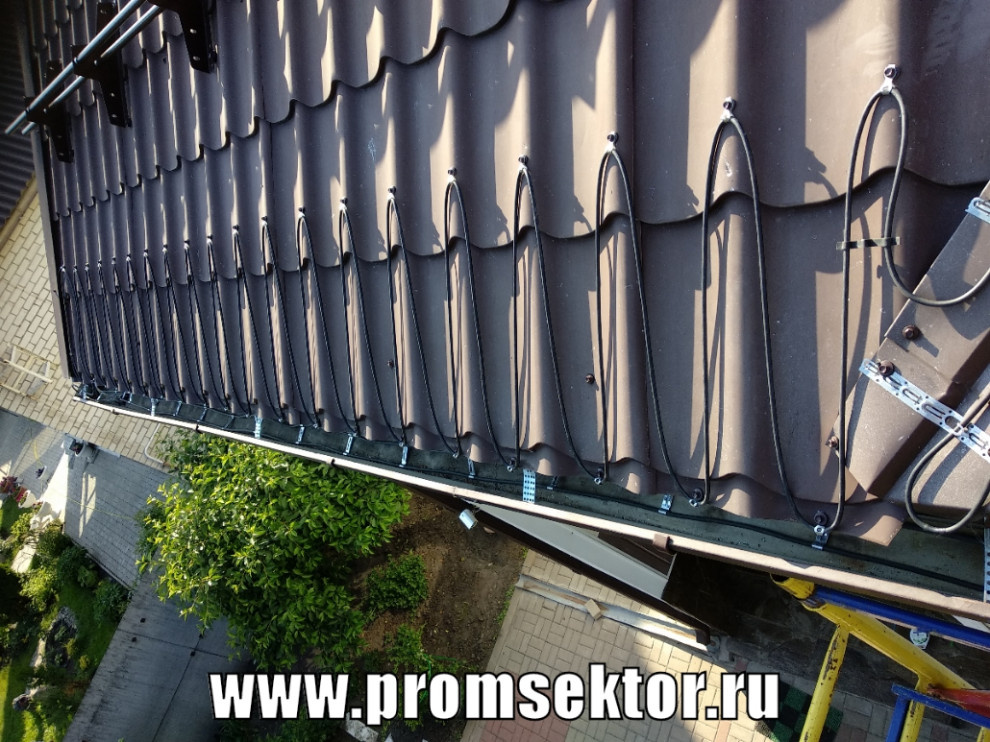 Антиобледенение кровли и водостоков