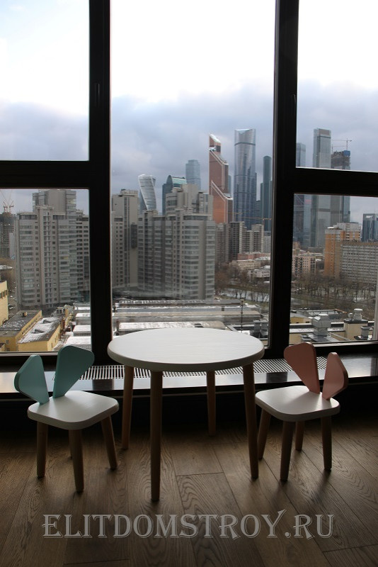 Современная квартира для семьи с двумя детьми