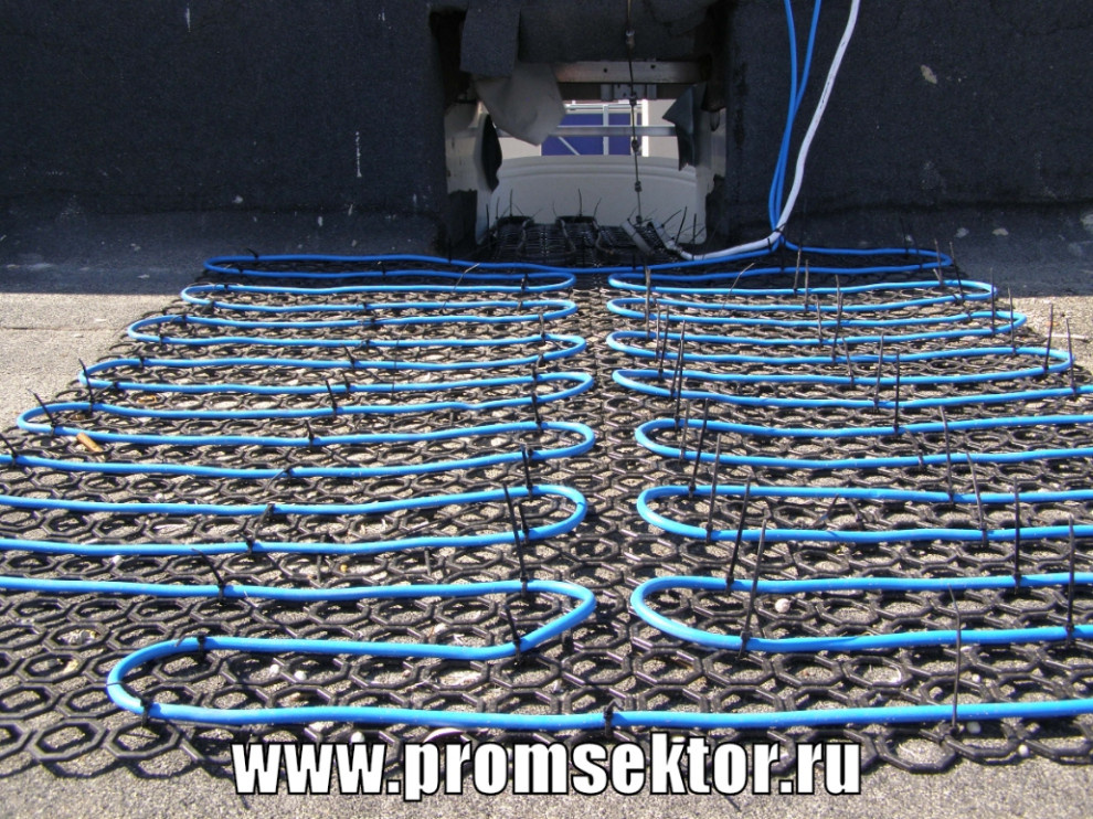 Антиобледенение кровли и водостоков