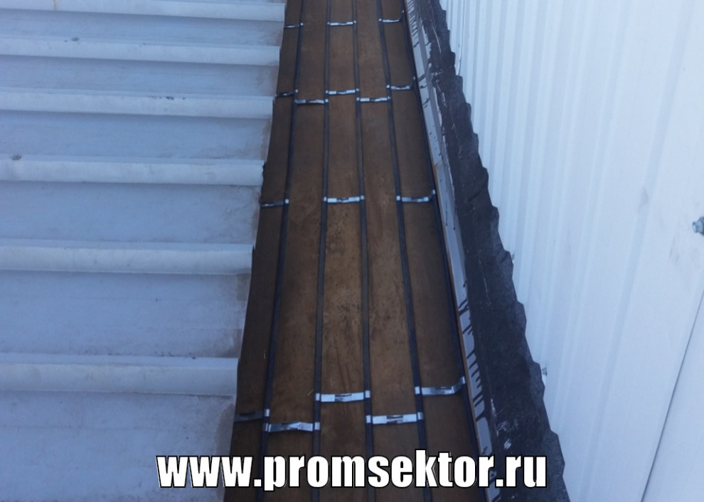 Антиобледенение кровли и водостоков