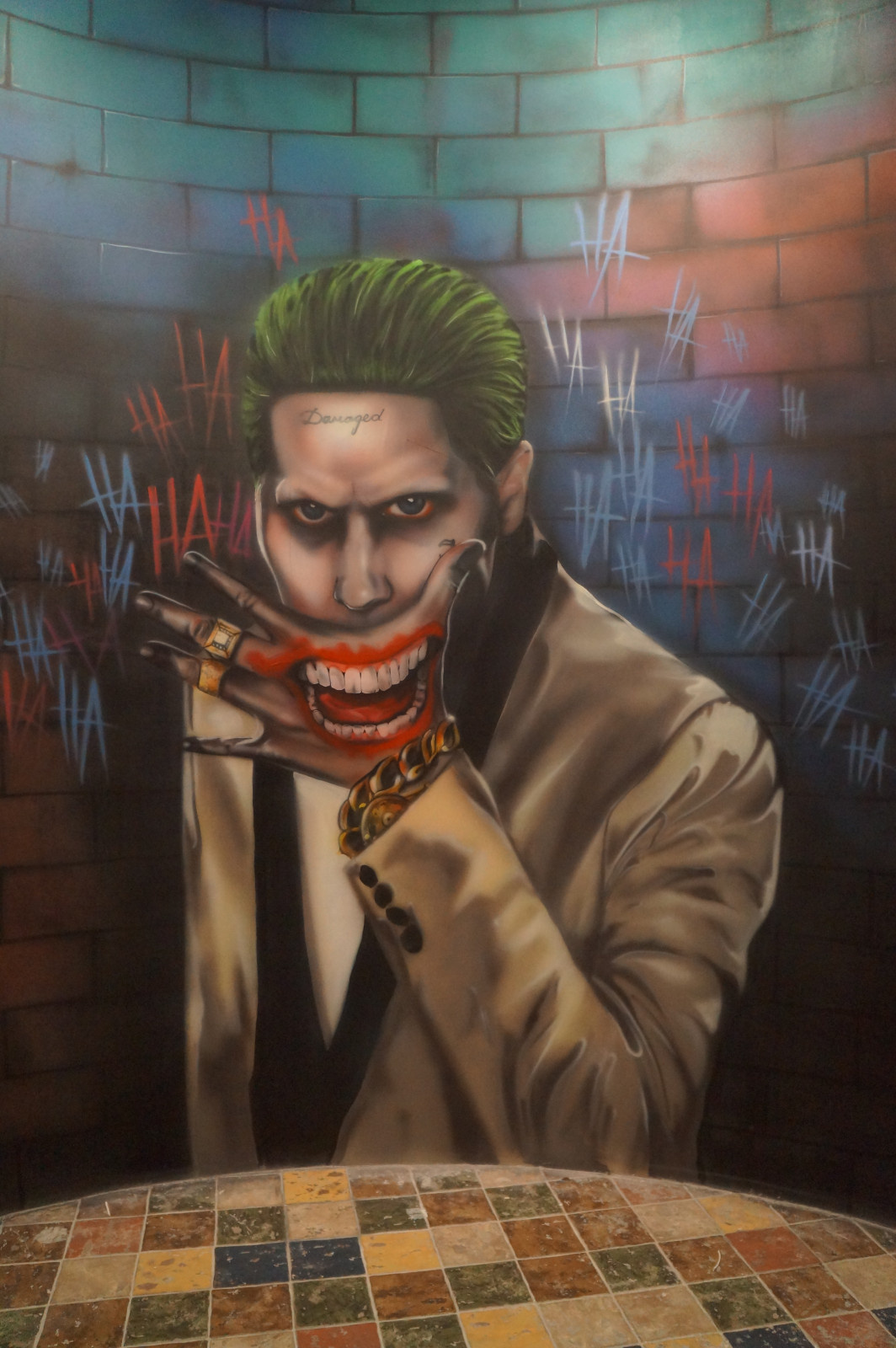 Роспись стен в ночном клубе JOKER