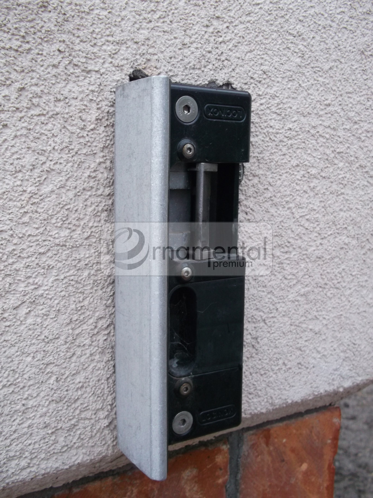 Балюстрады, балкон и ворота для частного дома