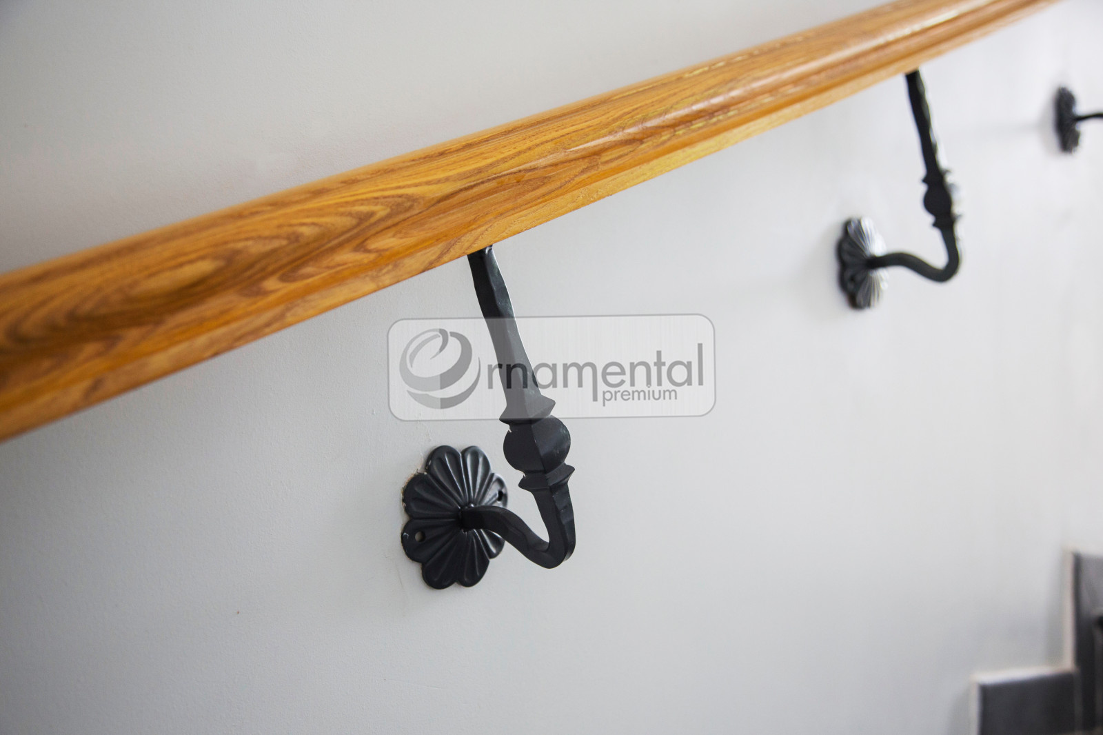 Балконы, ворота и балюстрады для многоквартирного дома