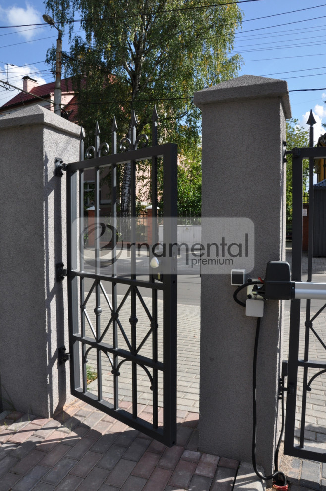 Балконы, ворота и балюстрады для многоквартирного дома