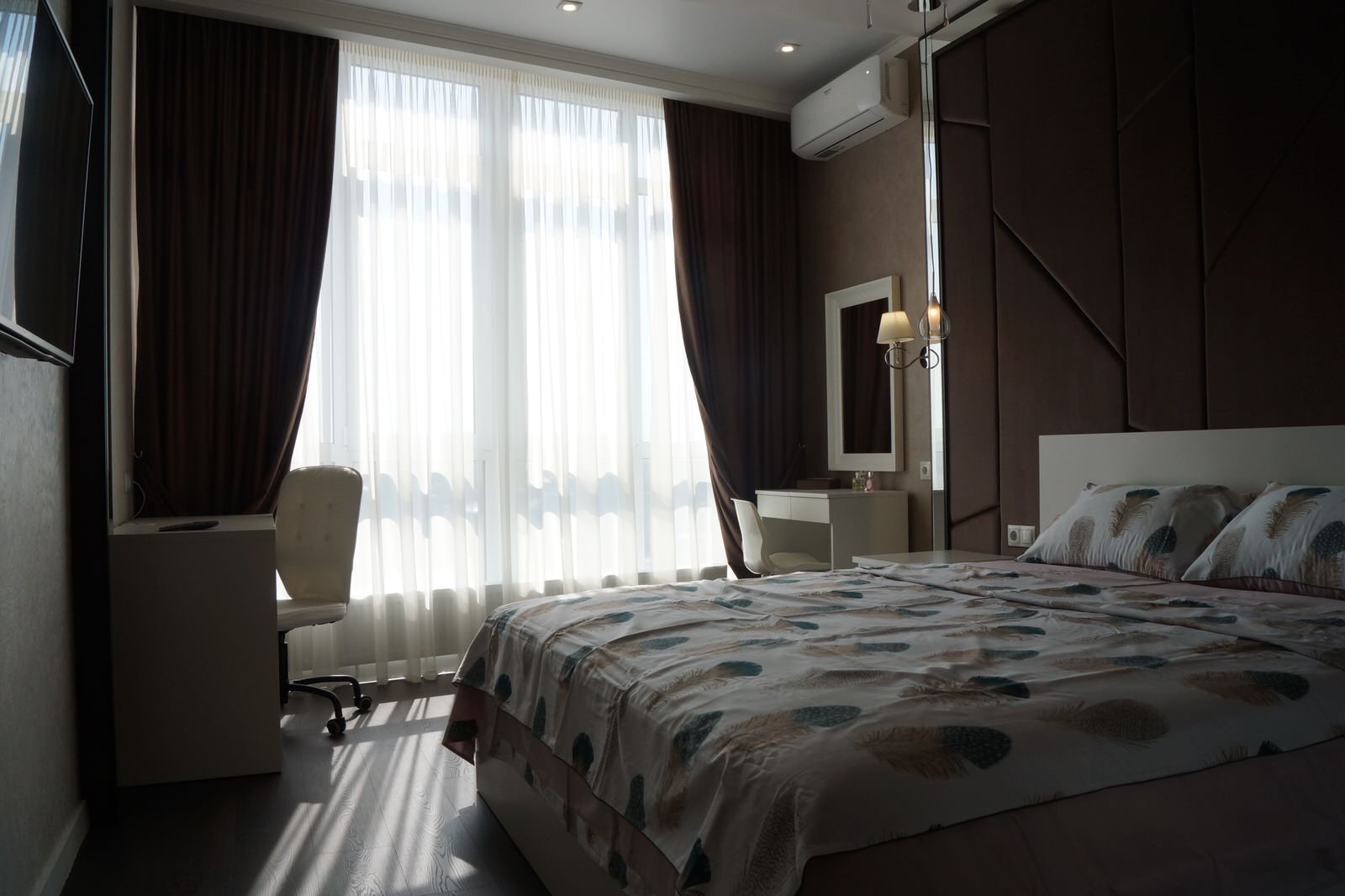 Трешка ЖК Кристал