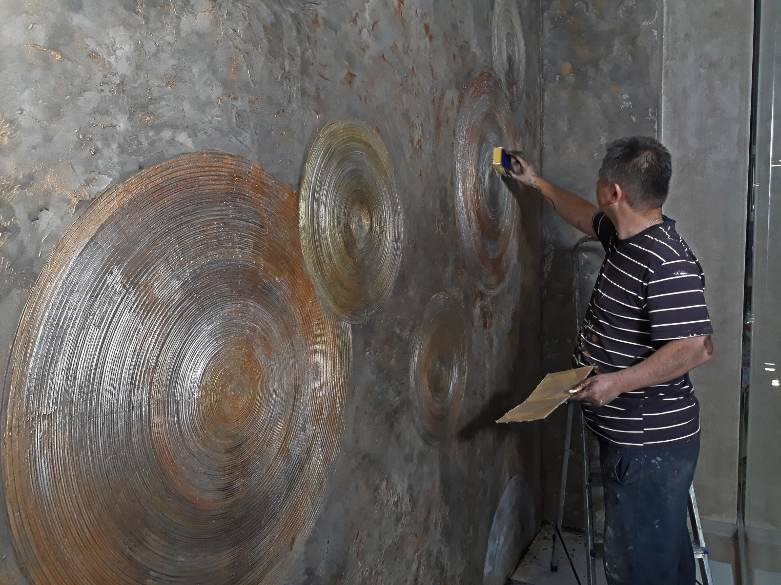 Роспись стен