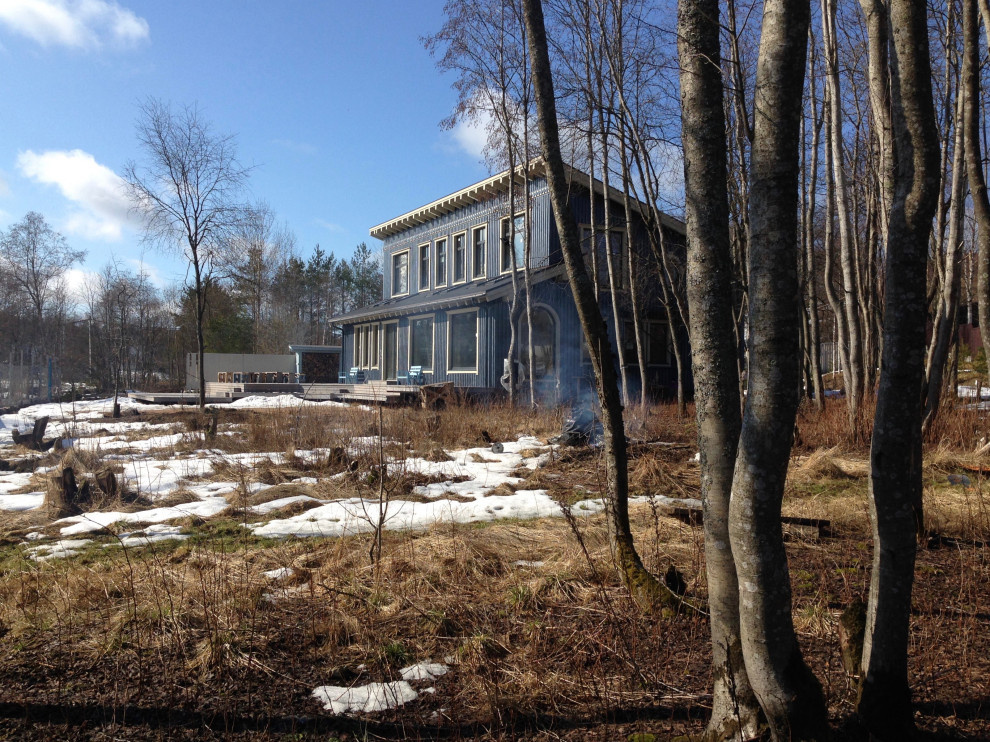 Дом сарай на реке, октябрь 2012/2015 год