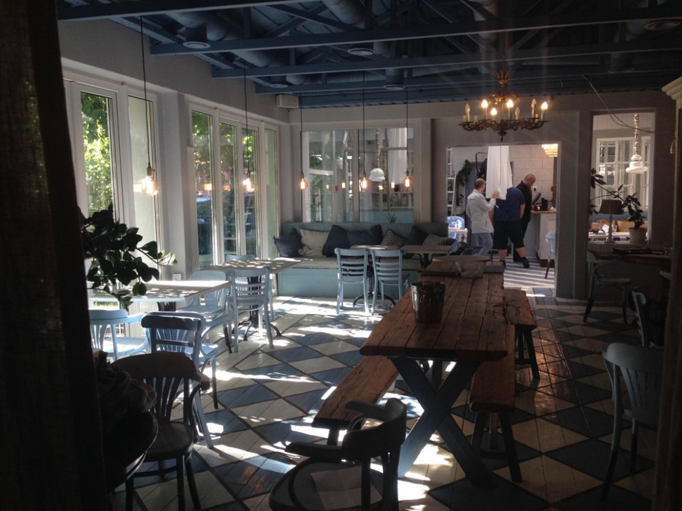 Обложка проекта: Кафе «Городская Дача» 2016