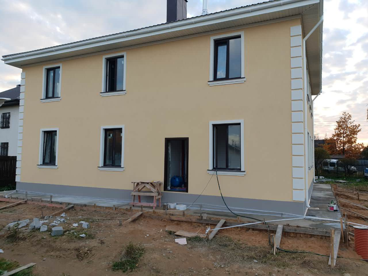 Отделка загородного дома Петродворец